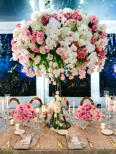 Gorgeous Wedding Roses Display