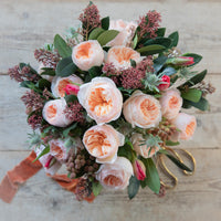 Bouquet of Juliet roses with a distinctive full cupped rose with voluminous petals, that ombré beautifully from soft peach to warm apricot.